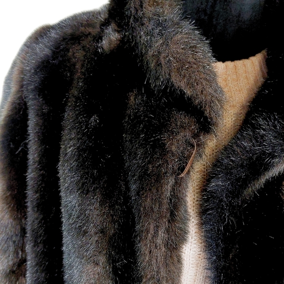 ~~SOLD~~Vtg Faux Chocolate Brown Womens M/LCoat by Signatures by Style VI Ltd - Picture 4 of 10